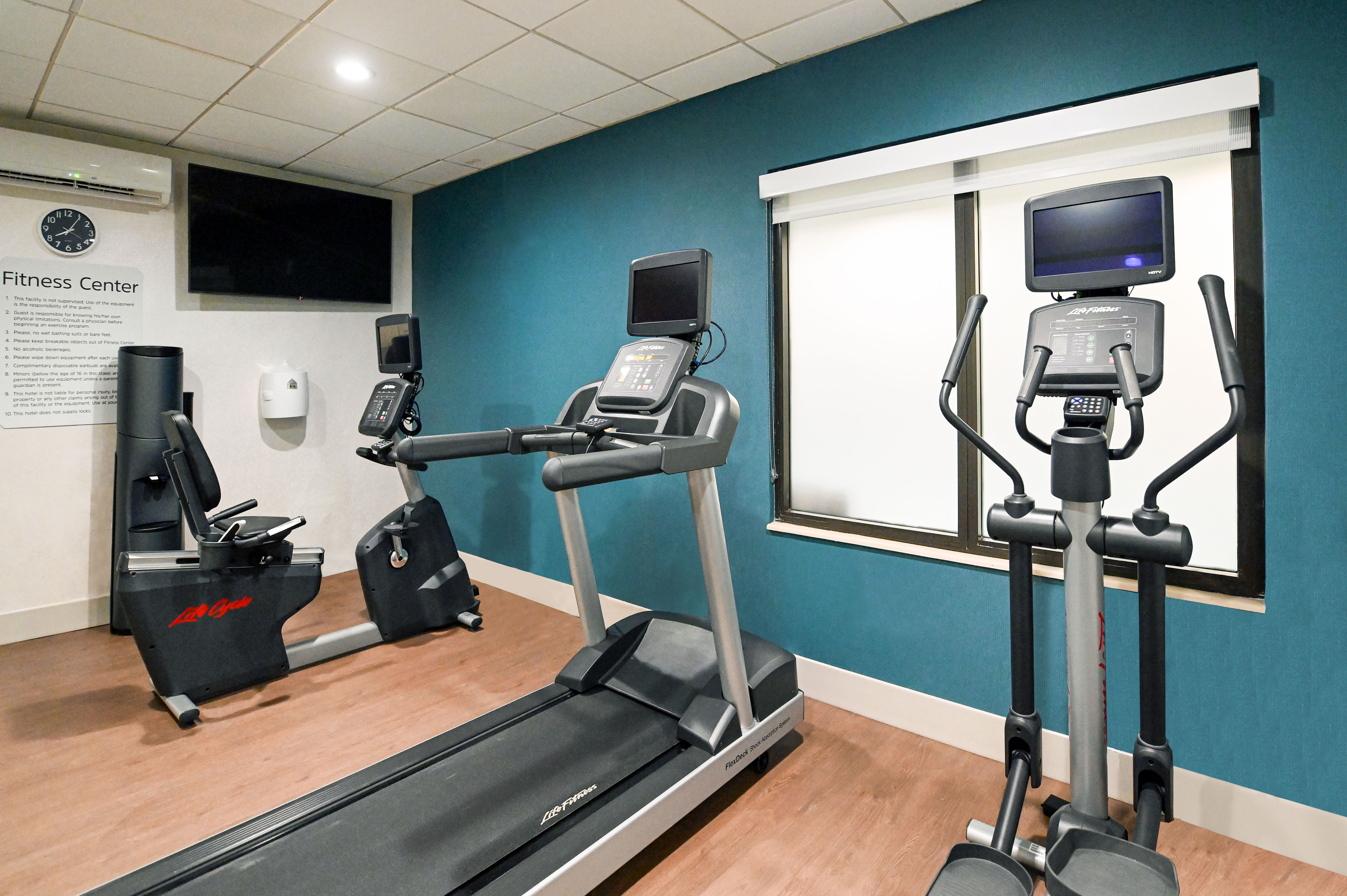 holiday inn express richmond airport by ihg