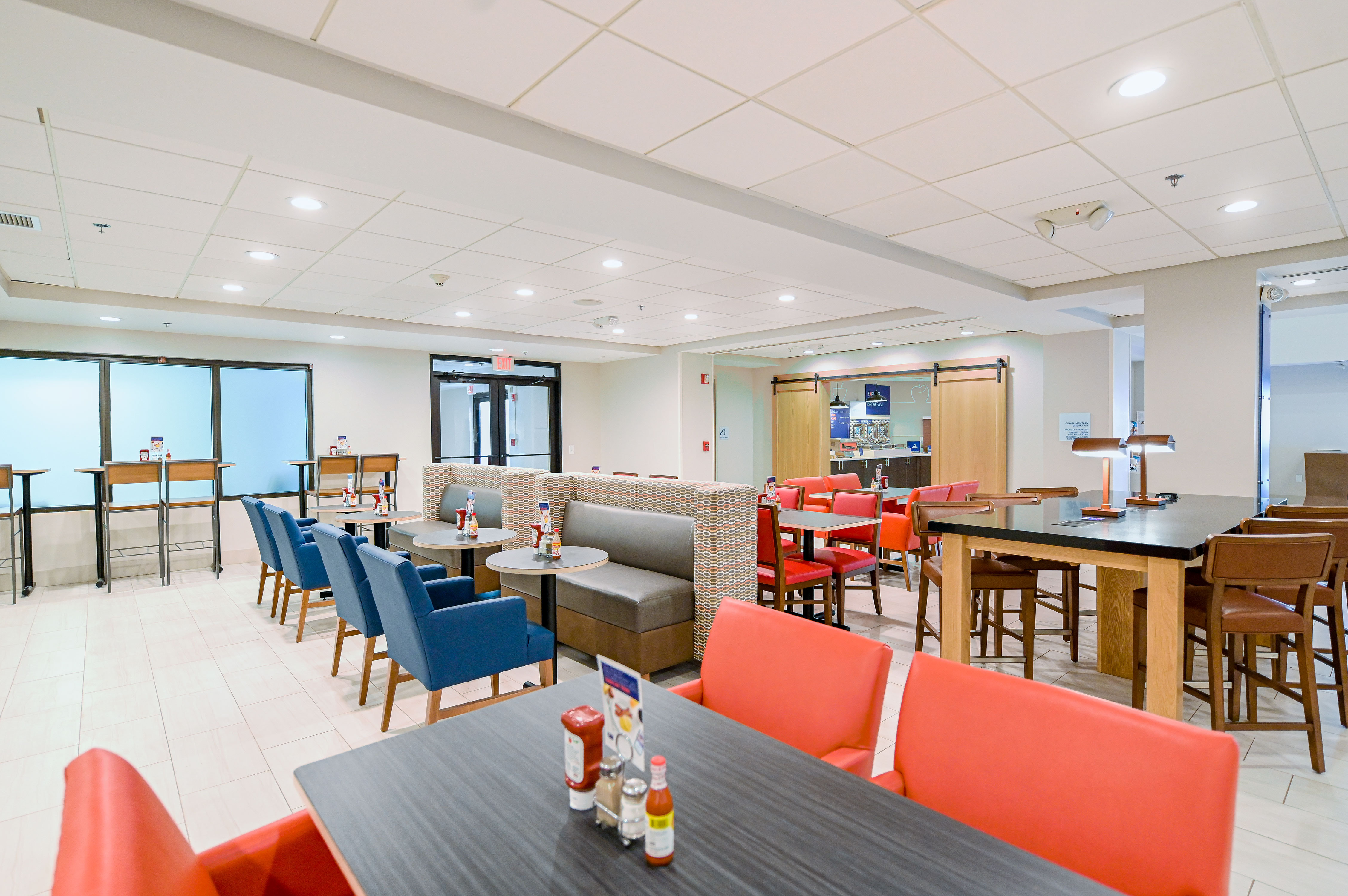 holiday inn express richmond airport by ihg
