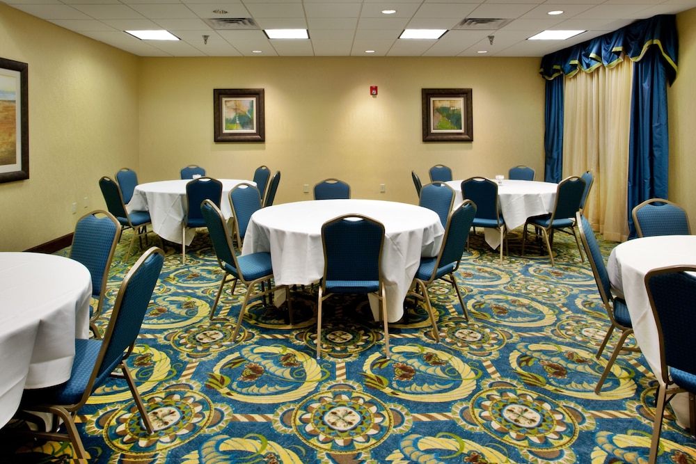 holiday inn express richmond downtown by ihg