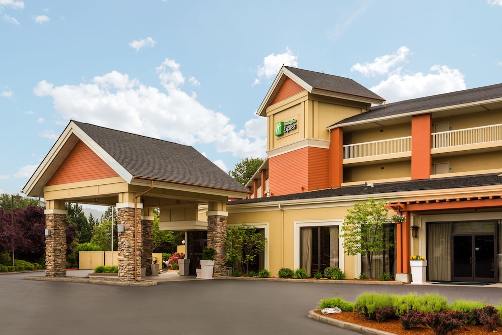 Holiday Inn Express Roseburg By Ihg,Roseburg>>Douglas County,3 star