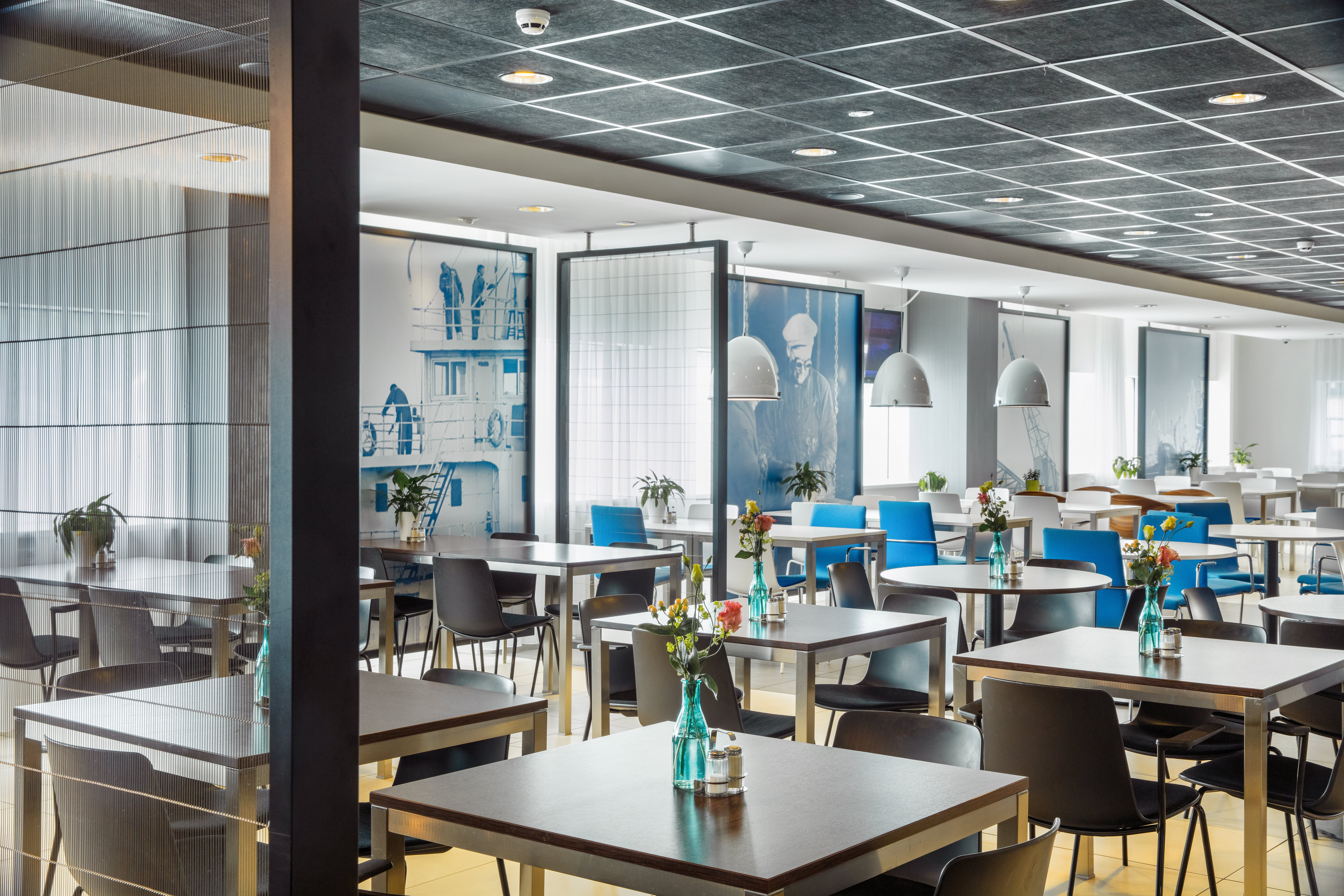 holiday inn express rotterdam central station by ihg