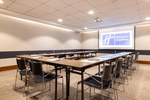 holiday inn express santiago las condes by ihg