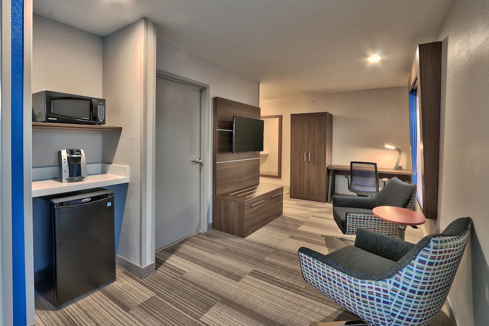 holiday inn express socorro by ihg