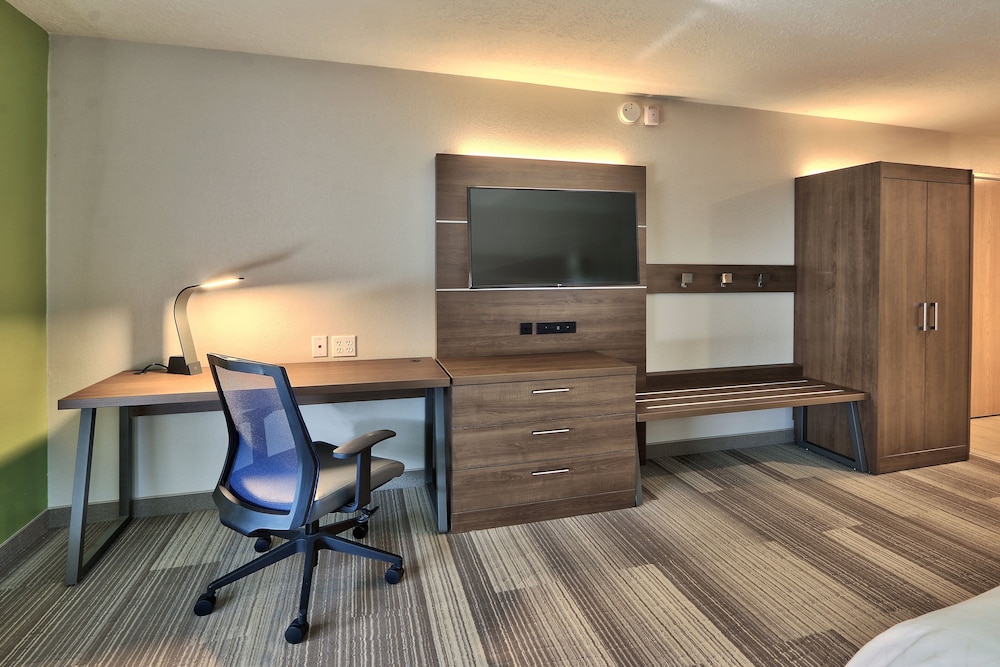 holiday inn express socorro by ihg