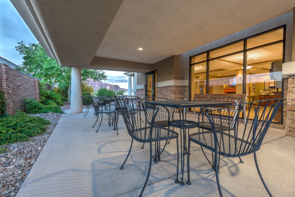 holiday inn express socorro by ihg