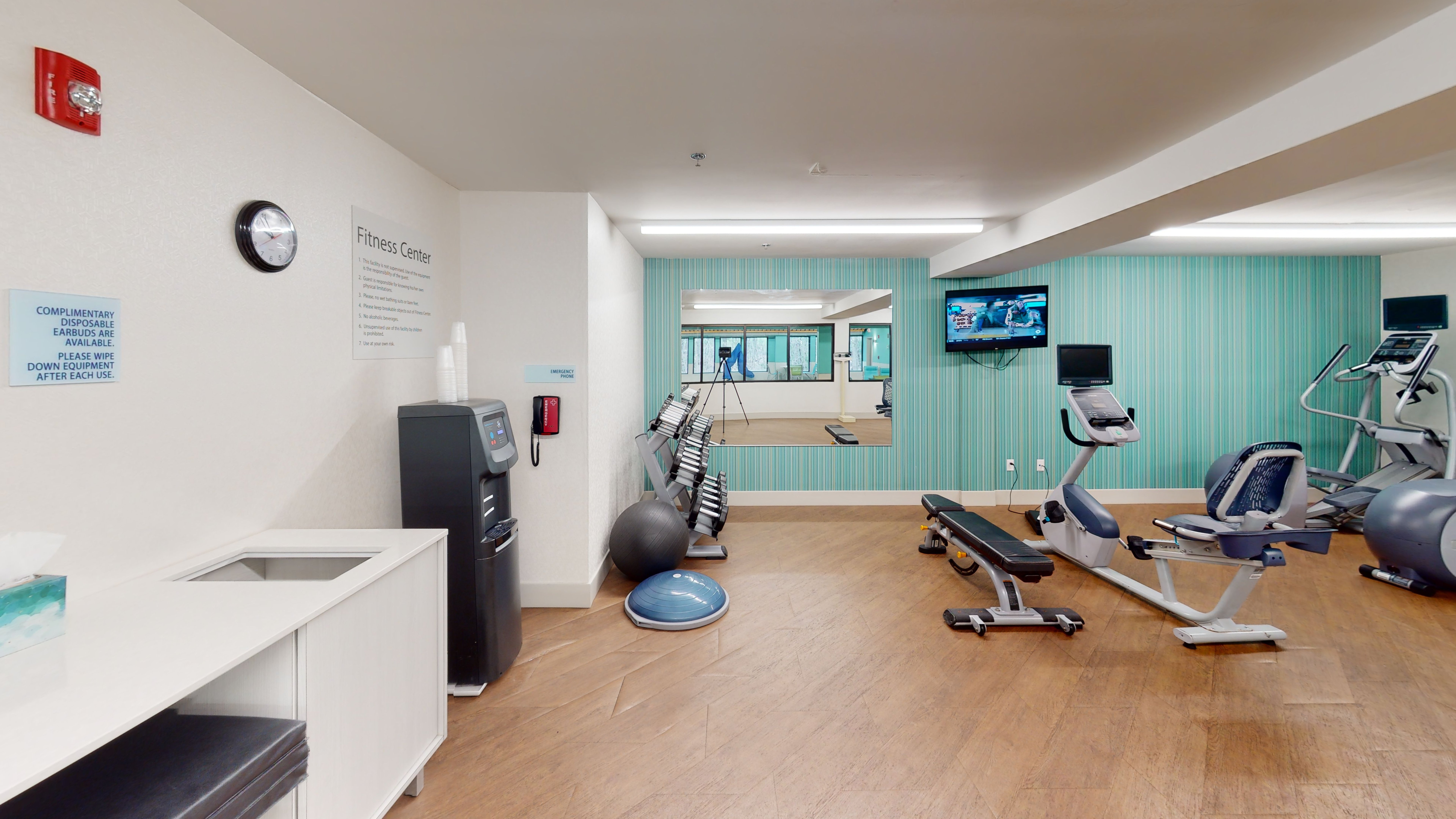 holiday inn express south burlington by ihg