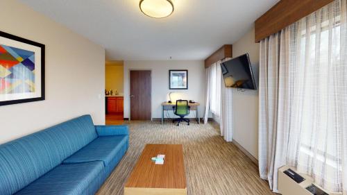 holiday inn express south burlington by ihg