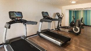 holiday inn express springfield by ihg