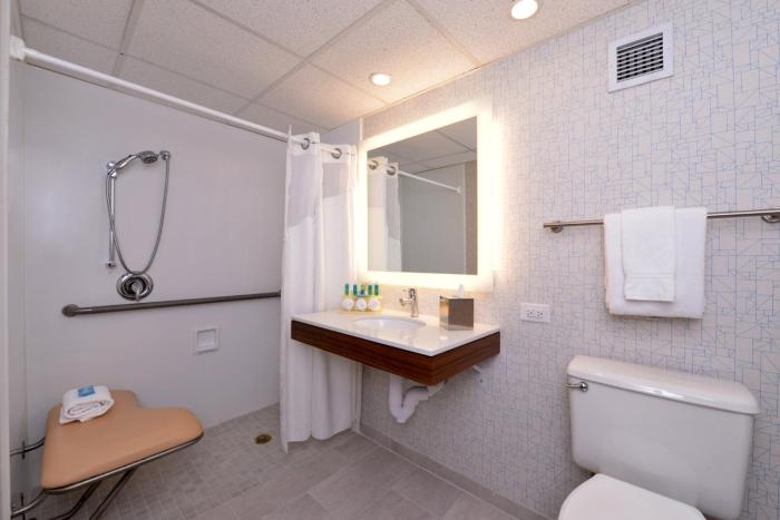 holiday inn express springfield by ihg