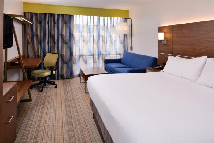 holiday inn express springfield by ihg