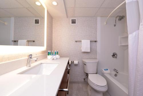 holiday inn express springfield by ihg