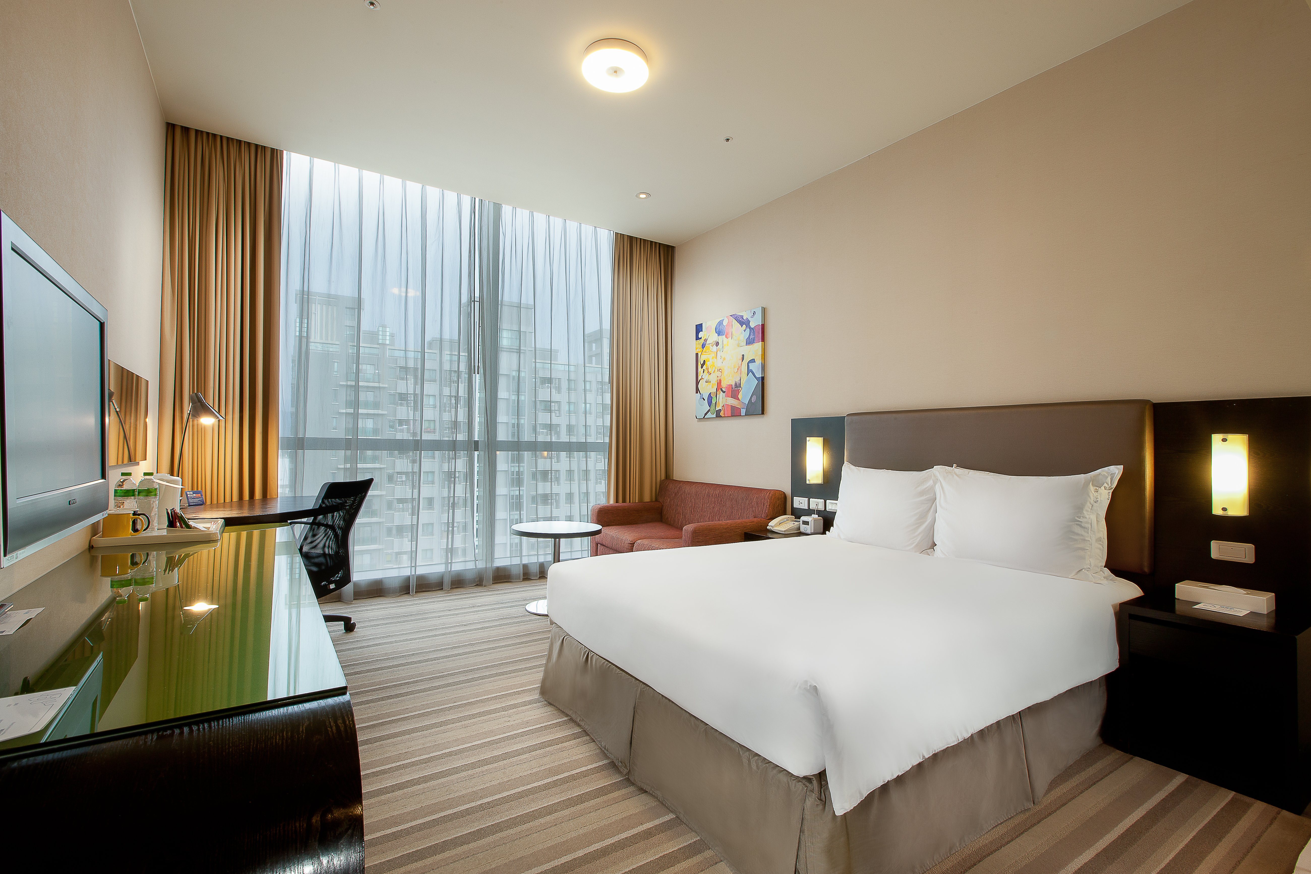 holiday inn express taichung park by ihg