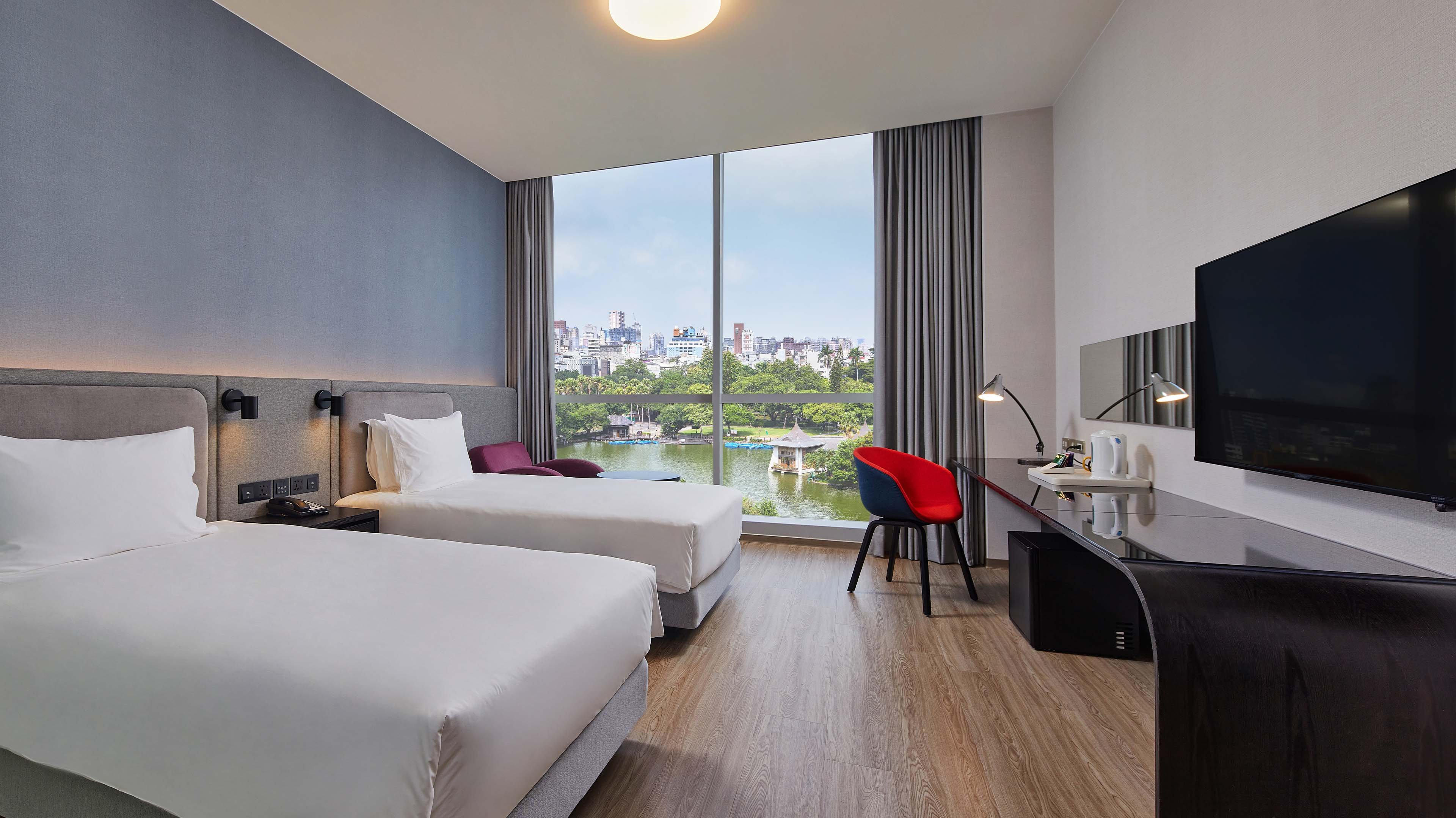 holiday inn express taichung park by ihg