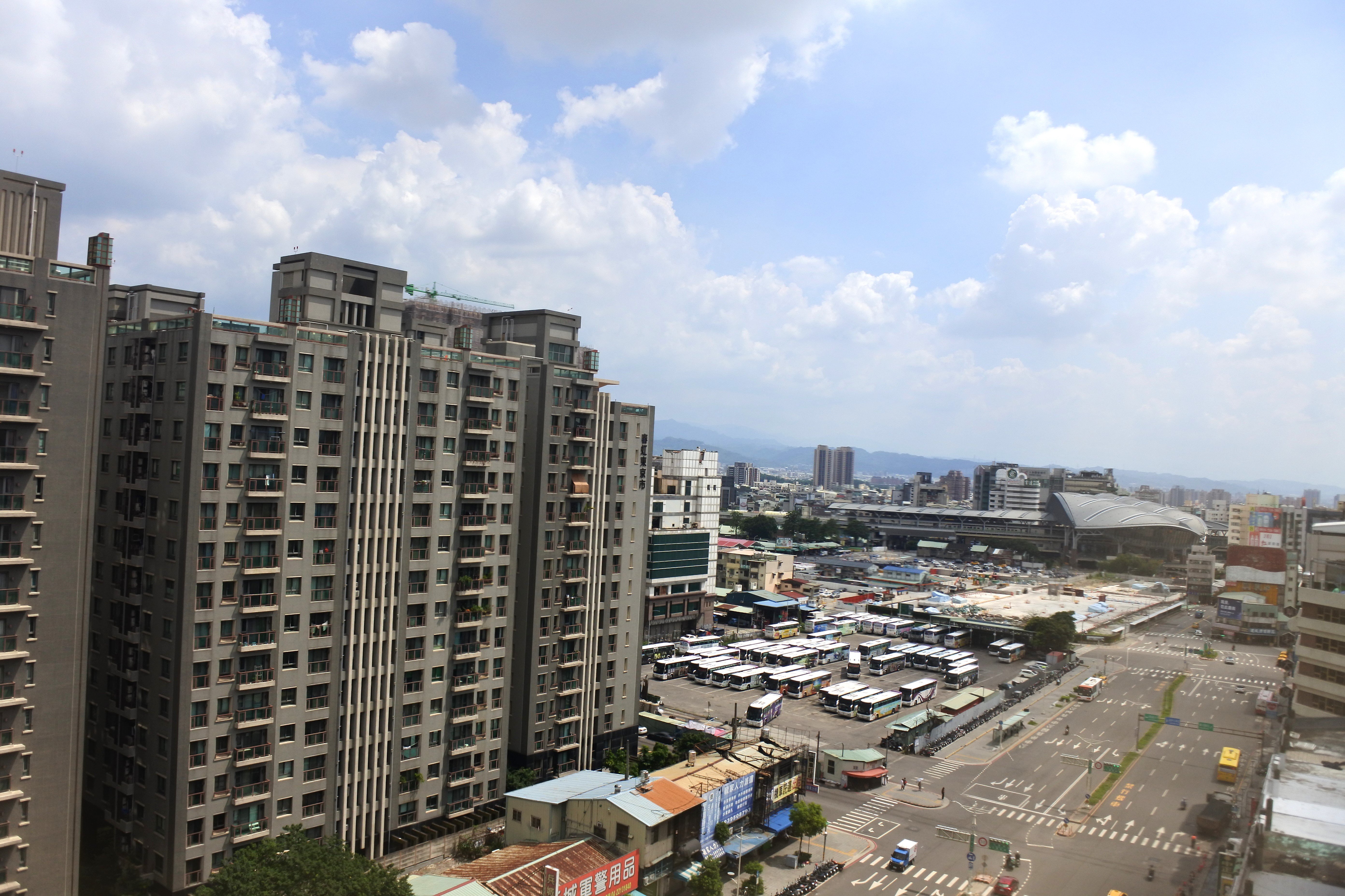 holiday inn express taichung park by ihg
