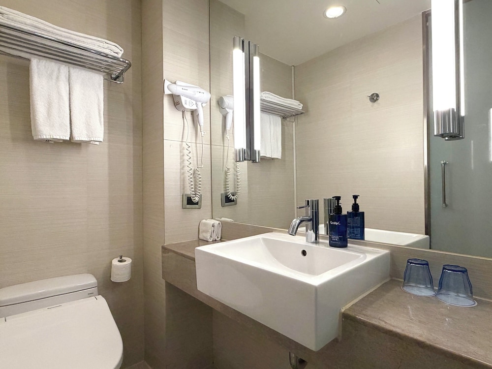 holiday inn express taoyuan by ihg