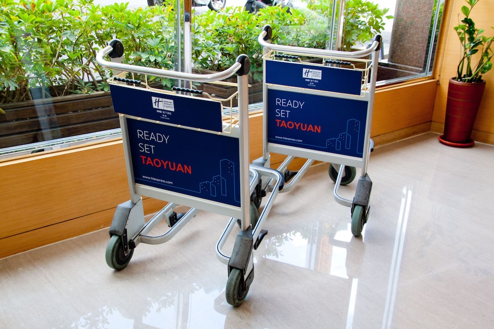 holiday inn express taoyuan by ihg