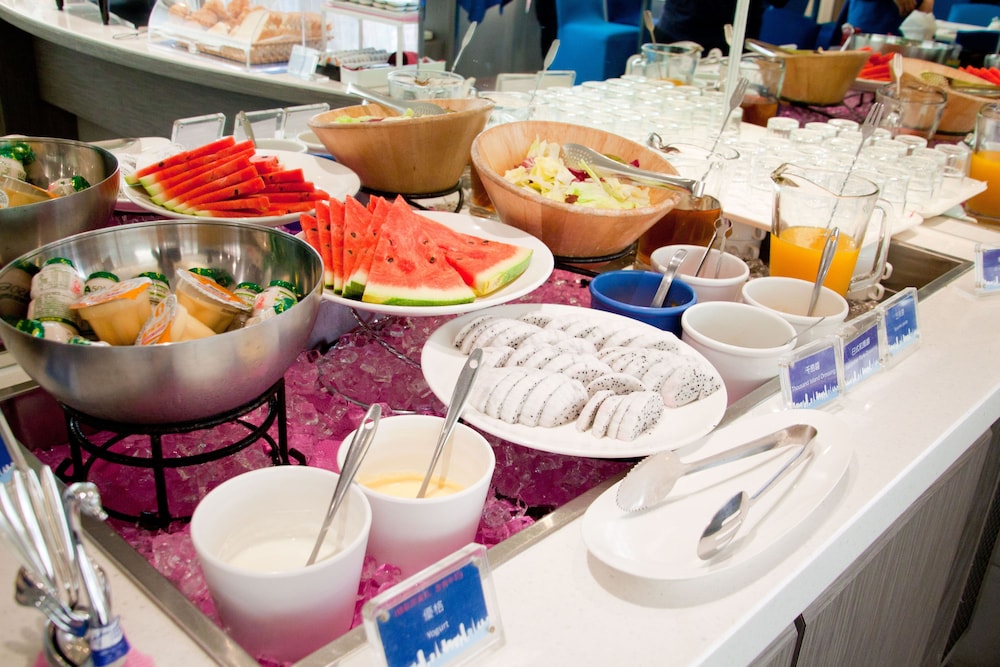holiday inn express taoyuan by ihg