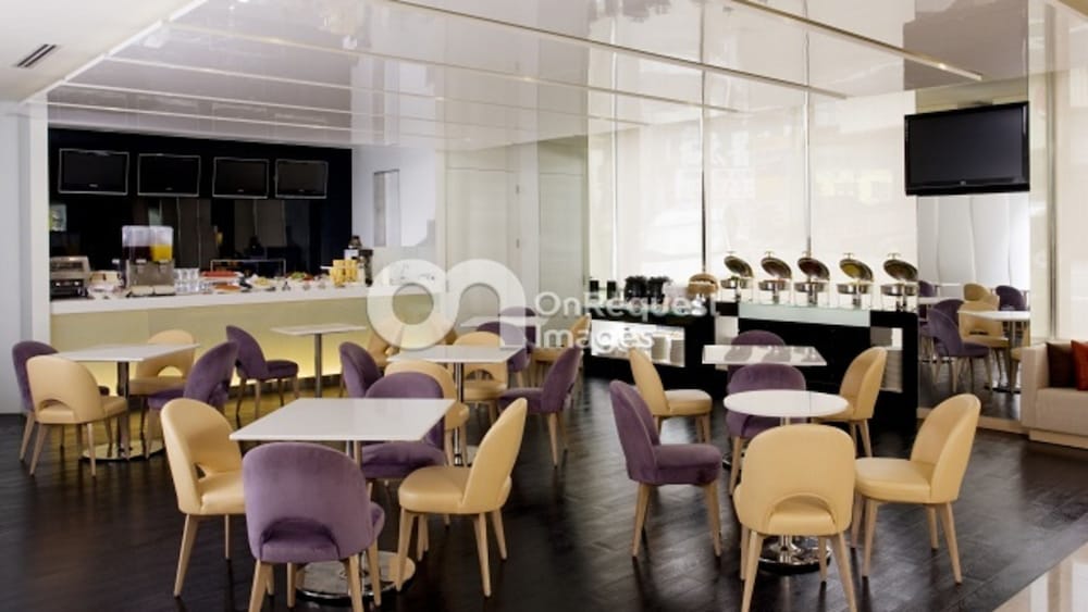 holiday inn express taoyuan by ihg