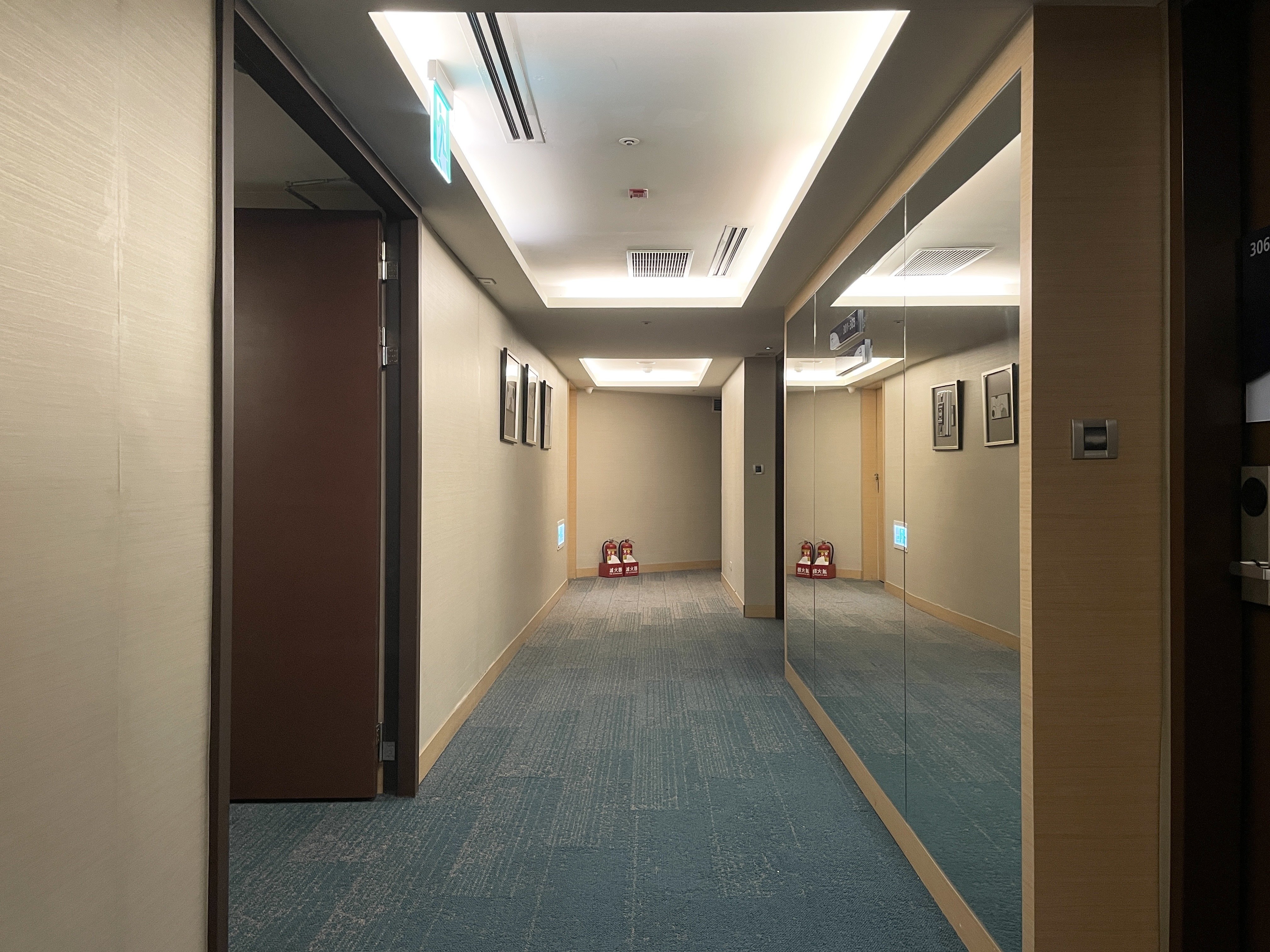 holiday inn express taoyuan by ihg