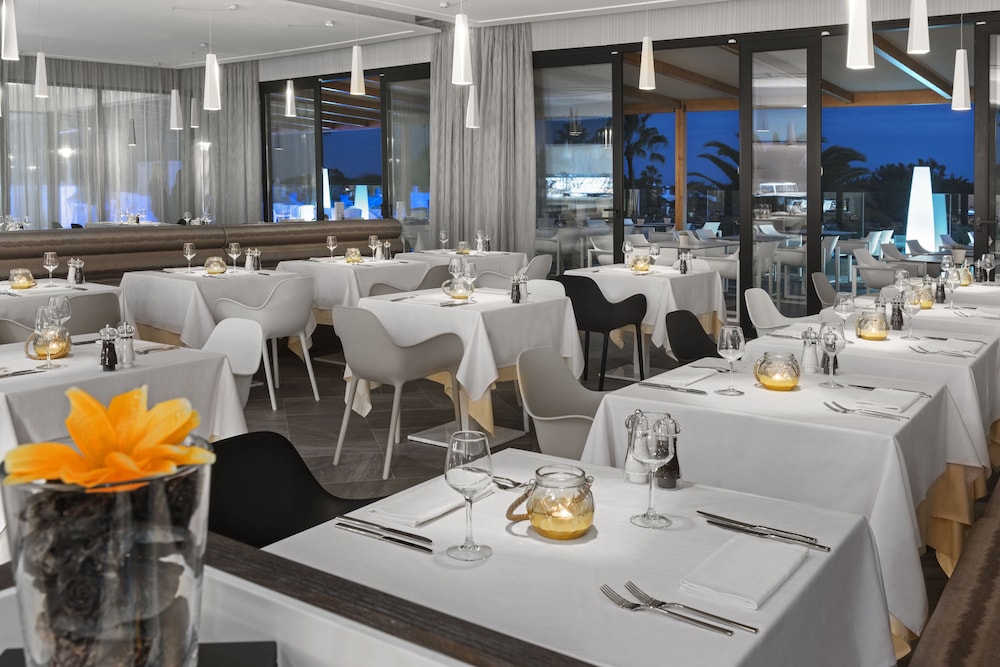 elba premium suites adults only