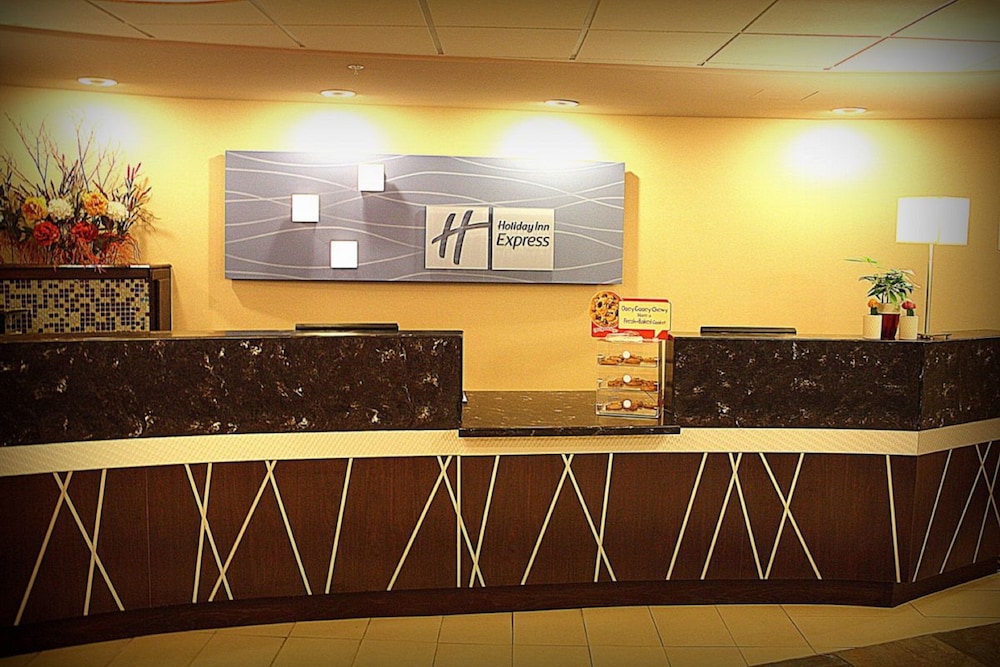 holiday inn express toledo north by ihg