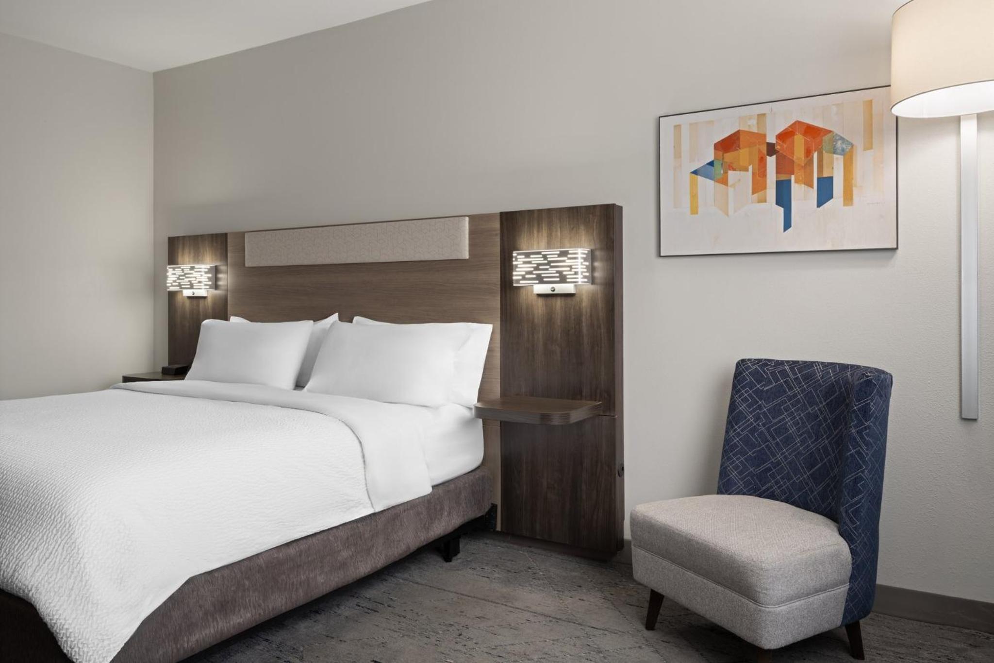 holiday inn express toledo north by ihg