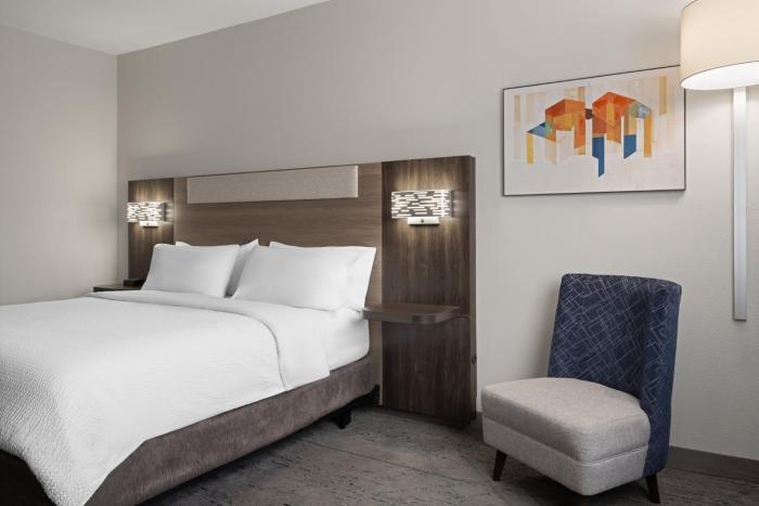 holiday inn express toledo north by ihg