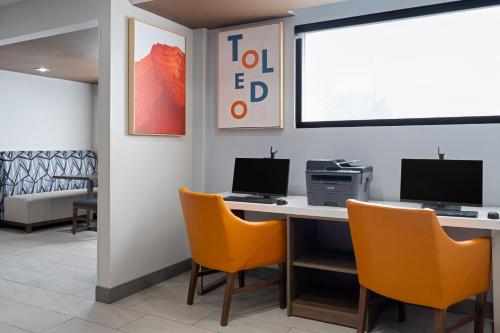 holiday inn express toledo north by ihg