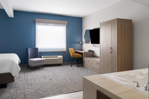 holiday inn express toledo north by ihg
