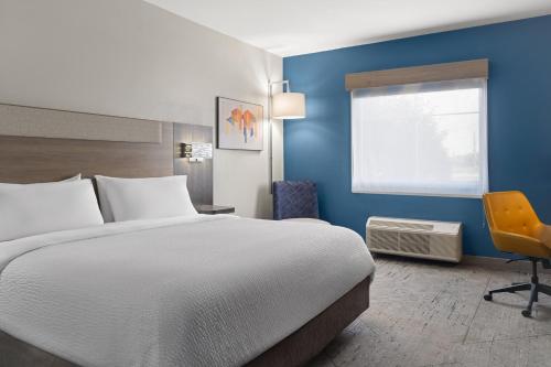 holiday inn express toledo north by ihg