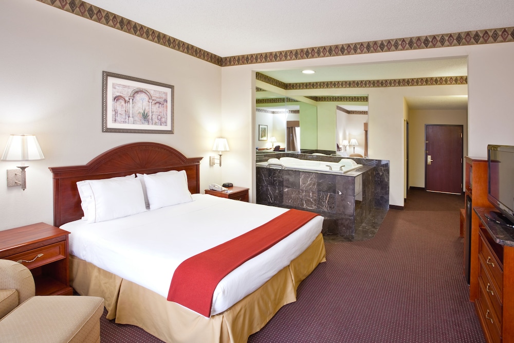 holiday inn express toledo oregon by ihg
