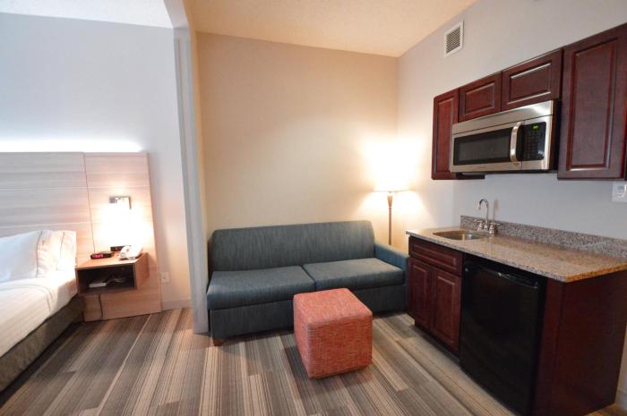 holiday inn express toledo oregon by ihg