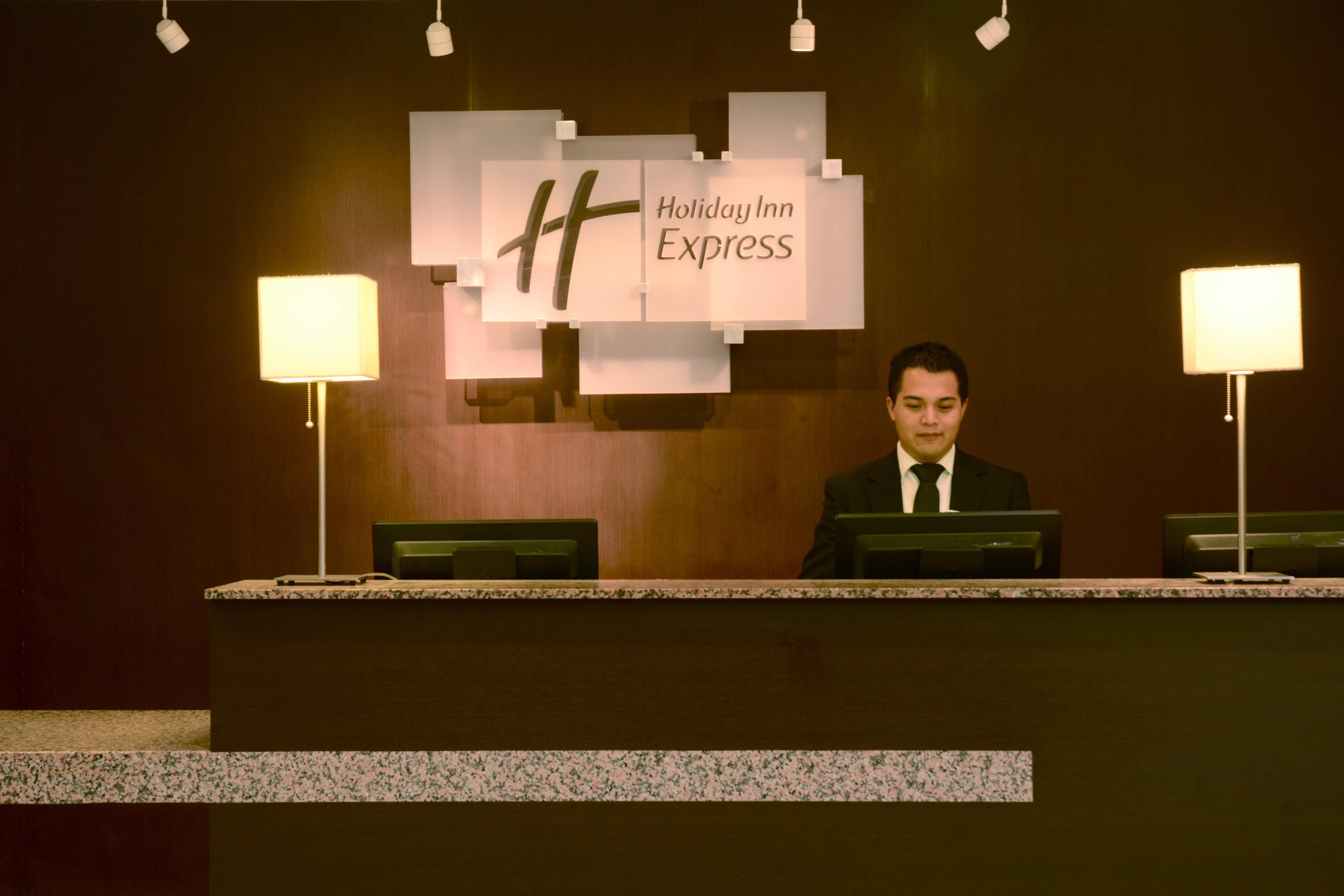holiday inn express toluca by ihg