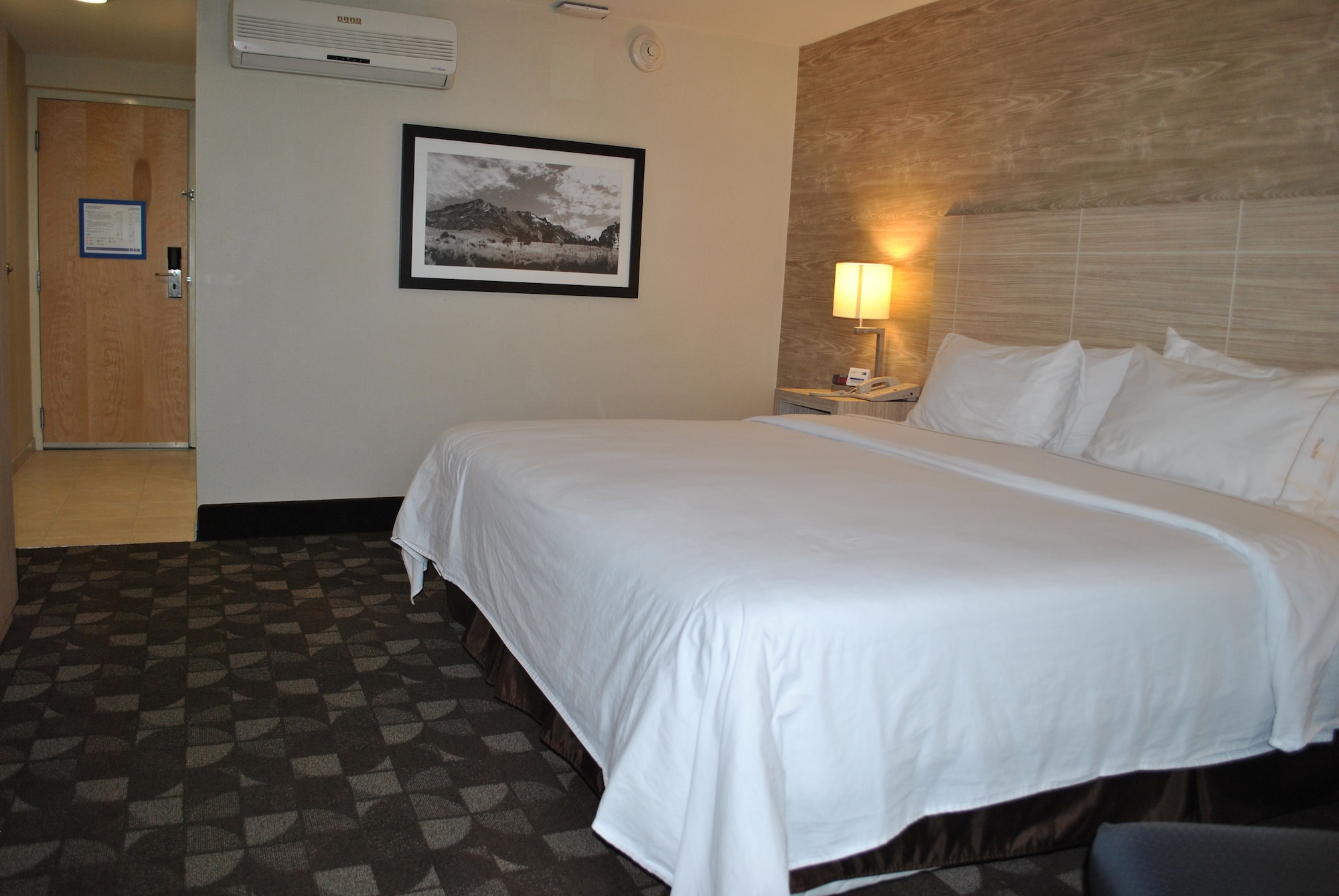 holiday inn express toluca by ihg