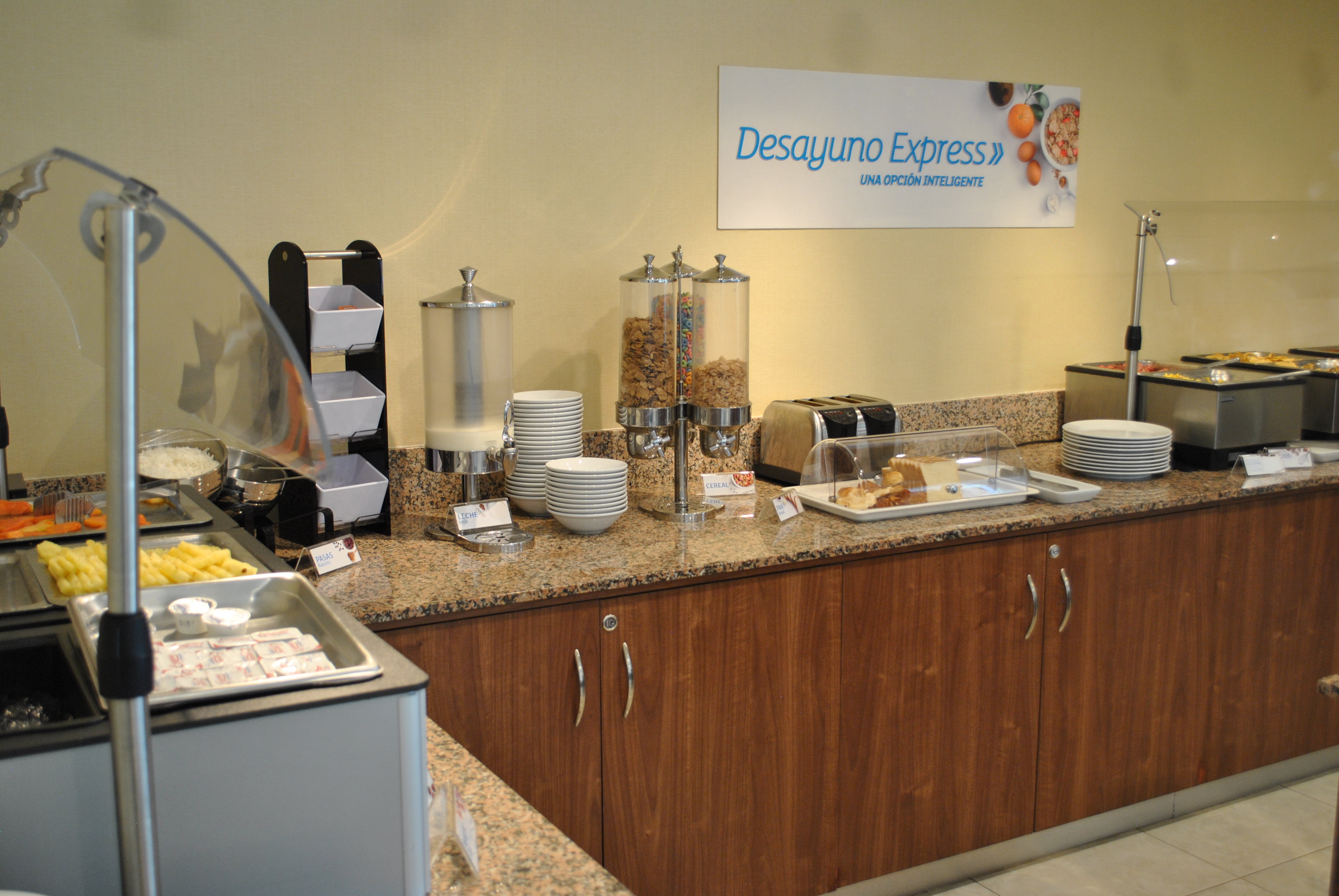 holiday inn express toluca by ihg