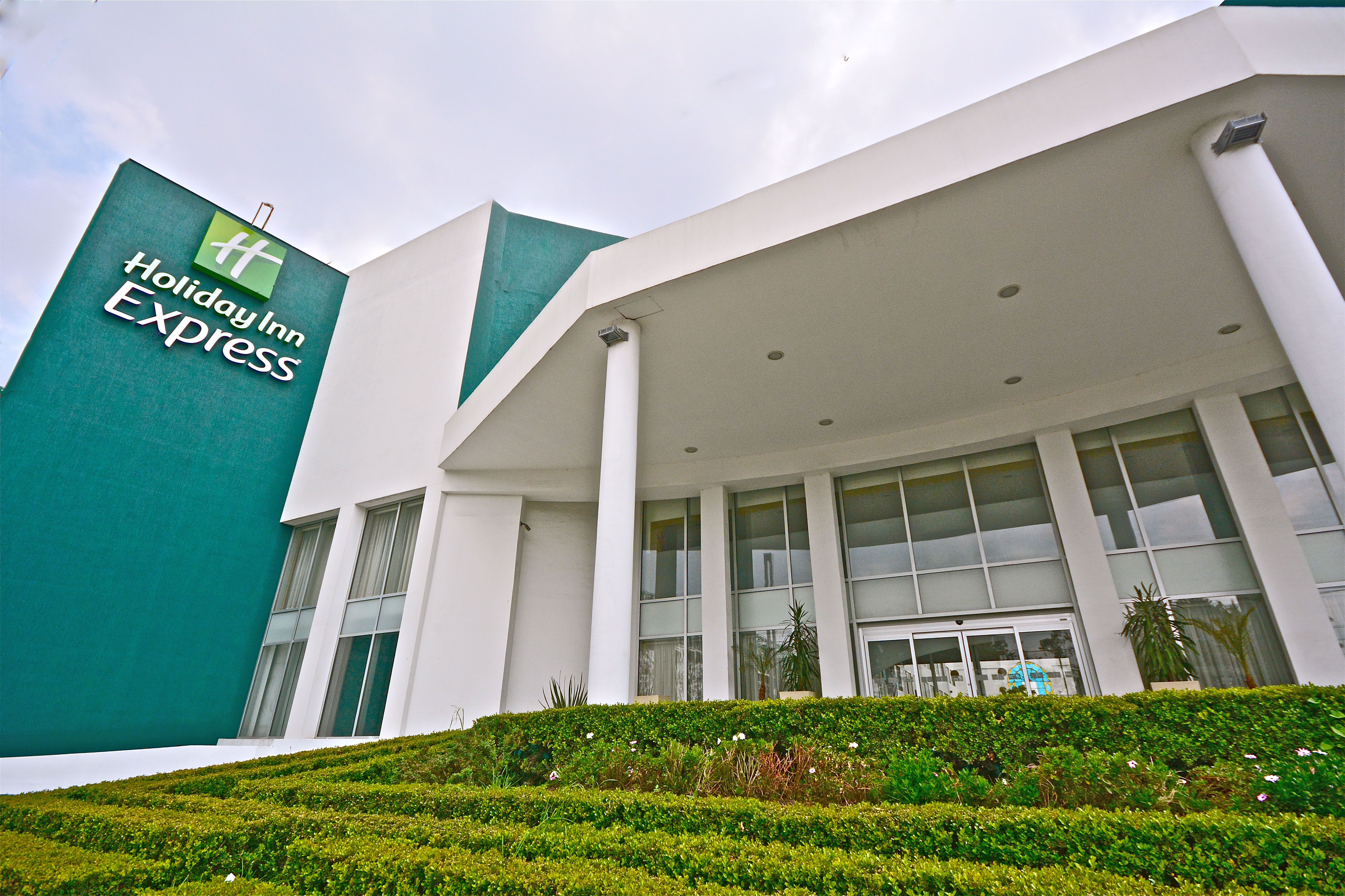 holiday inn express toluca by ihg