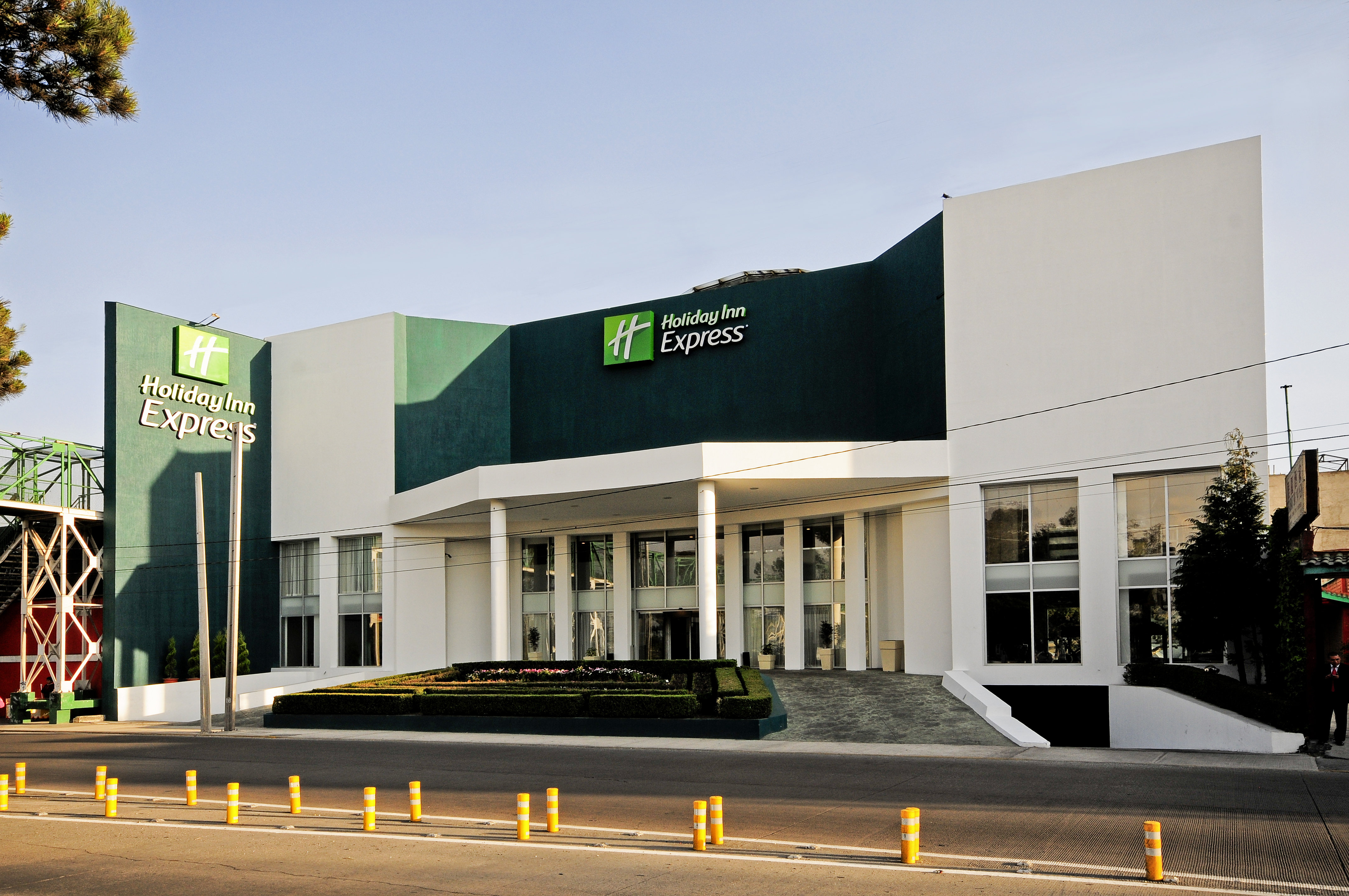 holiday inn express toluca by ihg