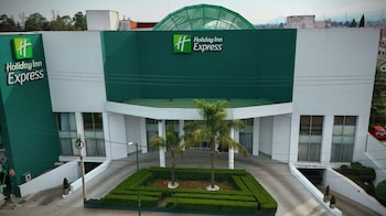 Holiday Inn Express Toluca By Ihg,Toluca>>Ixtapan De La Sal,3 star