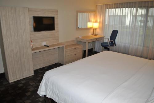 holiday inn express toluca by ihg