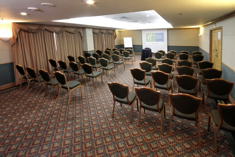 holiday inn express torreon by ihg