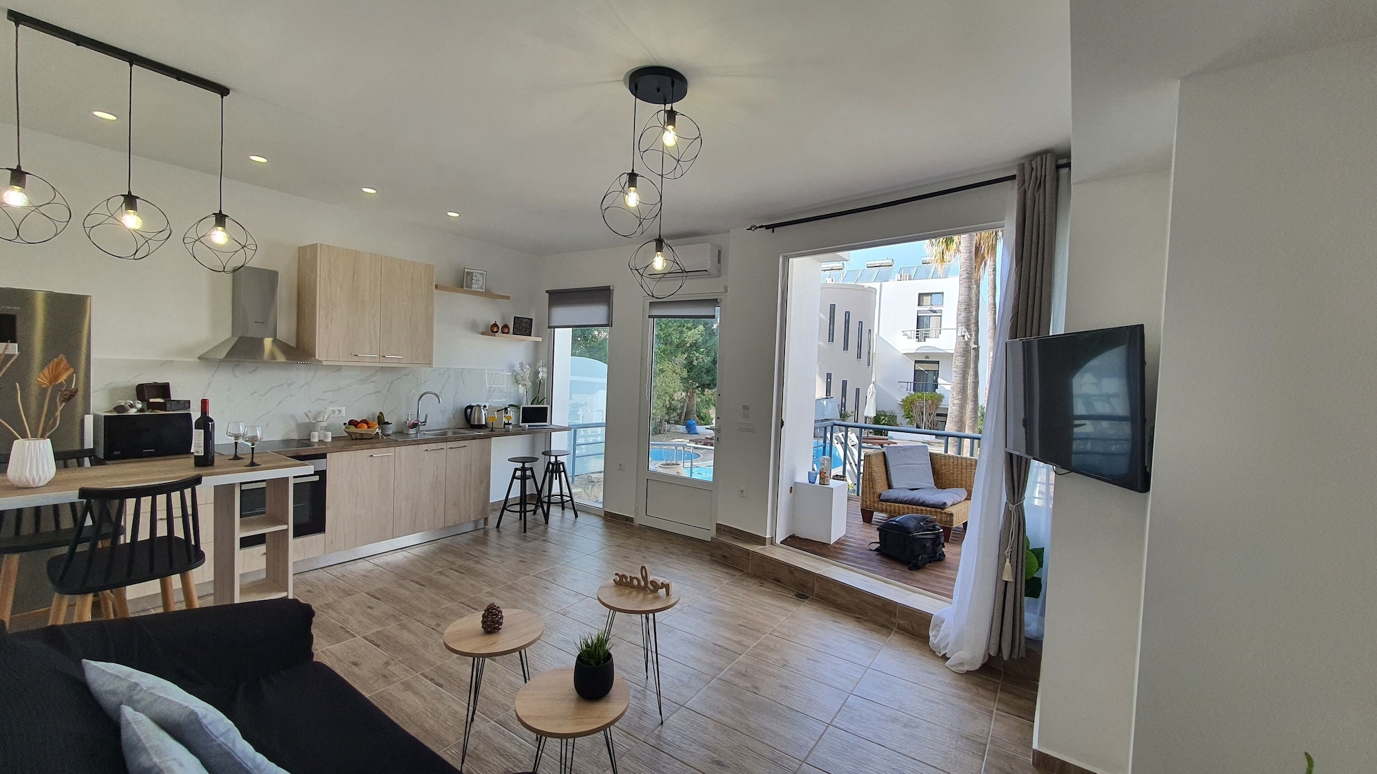 Elizabeth Suites,Agii Apostoli>>Agia Marina,3 star
