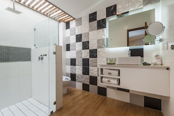 fch hotel expo adults only