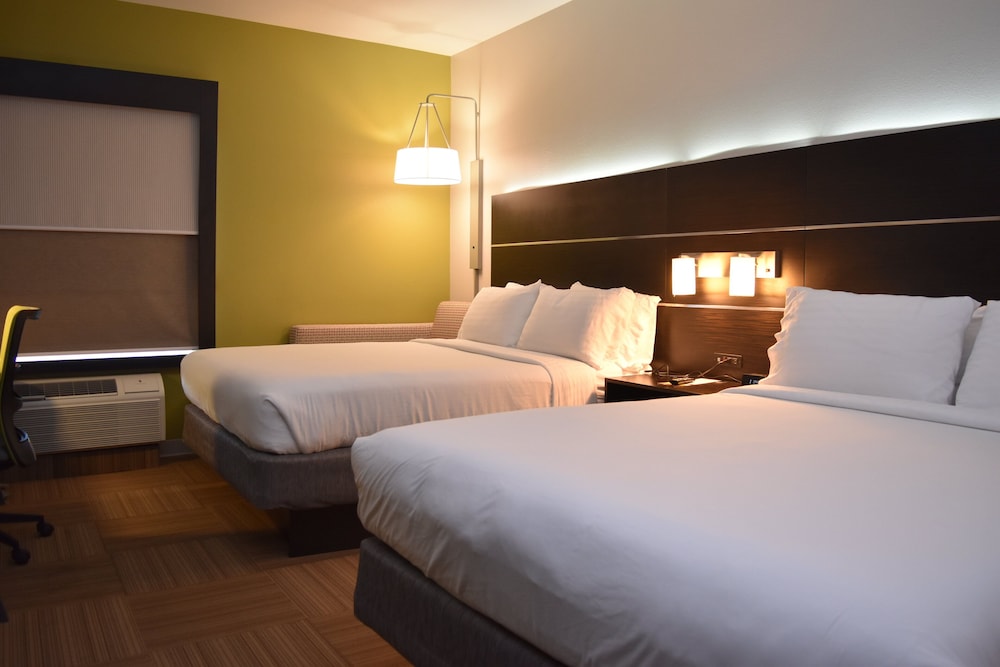 holiday inn express venice by ihg