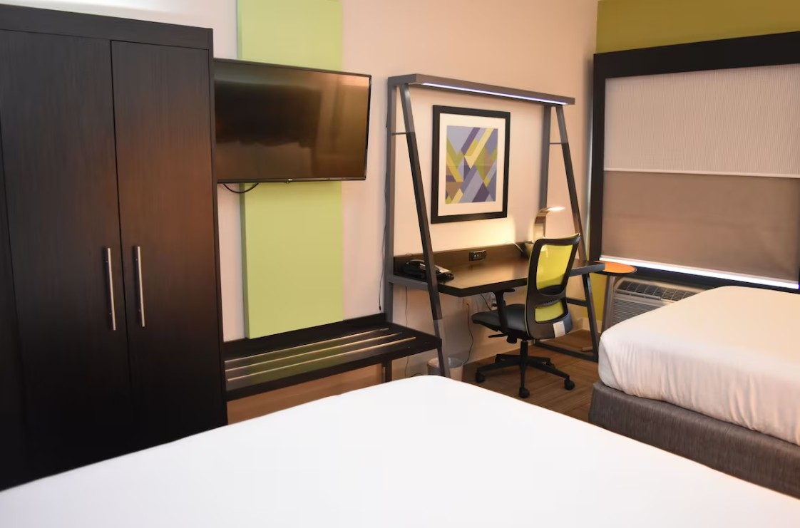 holiday inn express venice by ihg