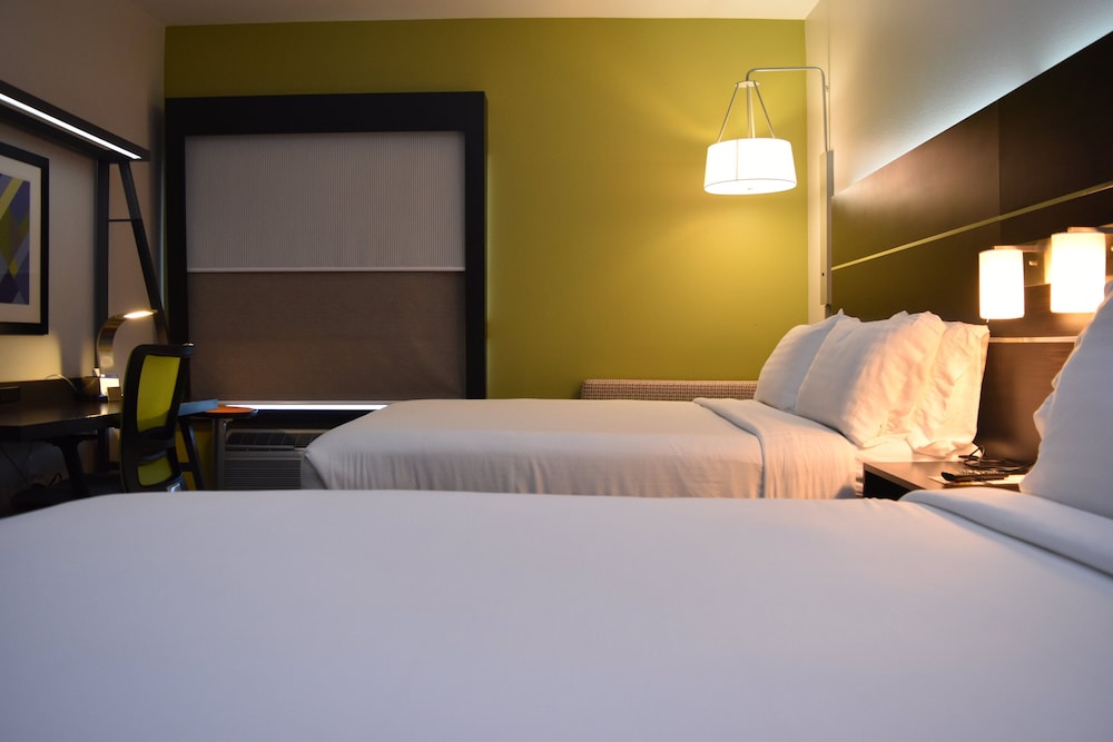 holiday inn express venice by ihg