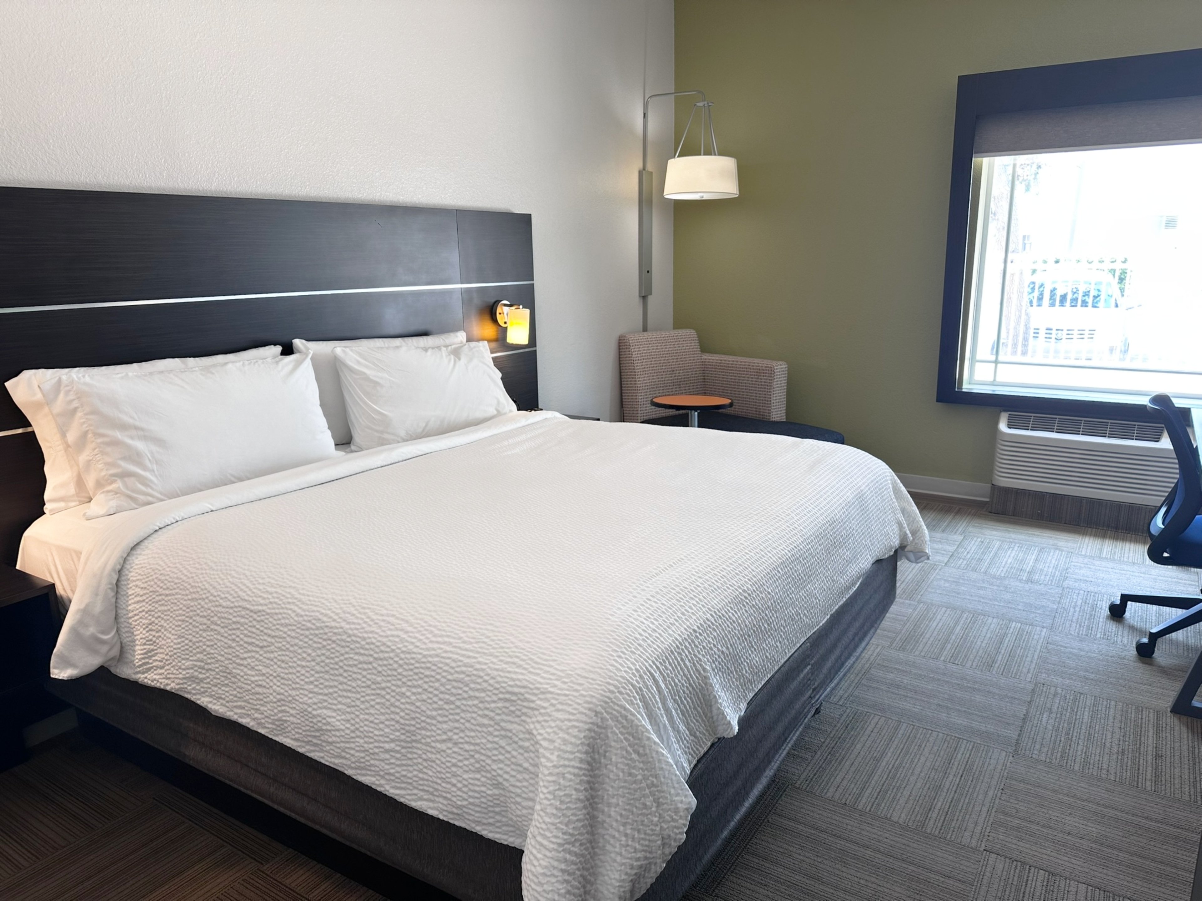 holiday inn express venice by ihg