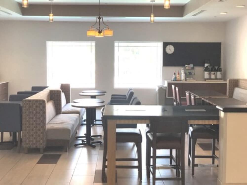 holiday inn express venice by ihg