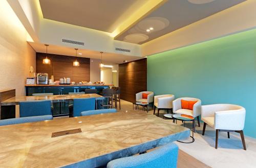 holiday inn express villahermosa tabasco 2000 by ihg