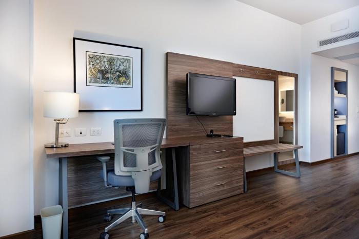 holiday inn express villahermosa tabasco 2000 by ihg