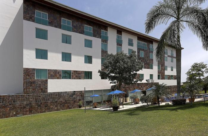 holiday inn express villahermosa tabasco 2000 by ihg